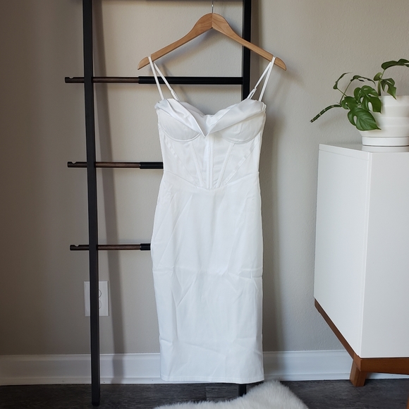 Glossy White Satin Draped Neck Corset Dress - Picture 3 of 10